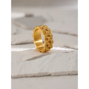 Anel Feminino Chic Onds Banhado em Ouro 18K